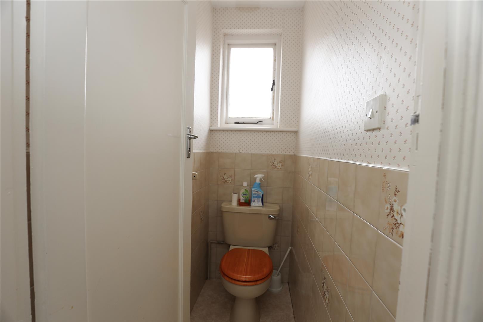 70 Broadway, Llanblethian, Cowbridge, Vale of Glamorgan, CF71 7EW